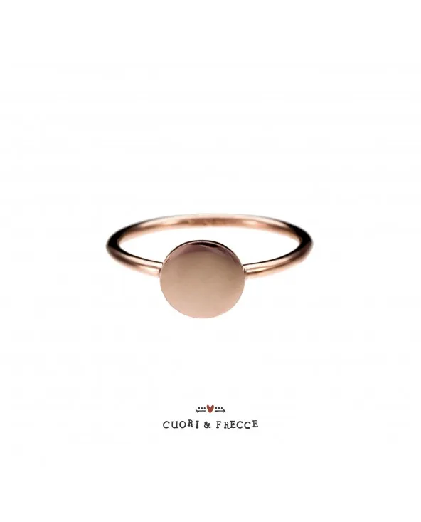 ANELLO CON TONDO PERSONALIZZABILE IN ORO DI CUORI&FRECCE GATON gaton Cuori & Frecce - 1 ANELLO CON TONDO PERSONALIZZABILE IN ORO DI CUORI&FRECCE GATON gaton Cuori & Frecce - 1