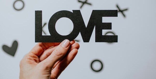 Frasi e messaggi d'amore famosi